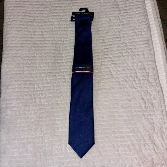 Tommy Hilfiger Deep Blue Herringbone Tie - Picture 3 of 4